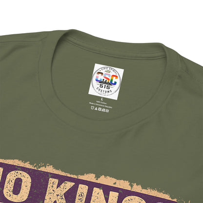 No Kings In America Cat Tee – Retro Rainbow Political Humor T-Shirt