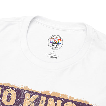 No Kings In America Cat Tee – Retro Rainbow Political Humor T-Shirt